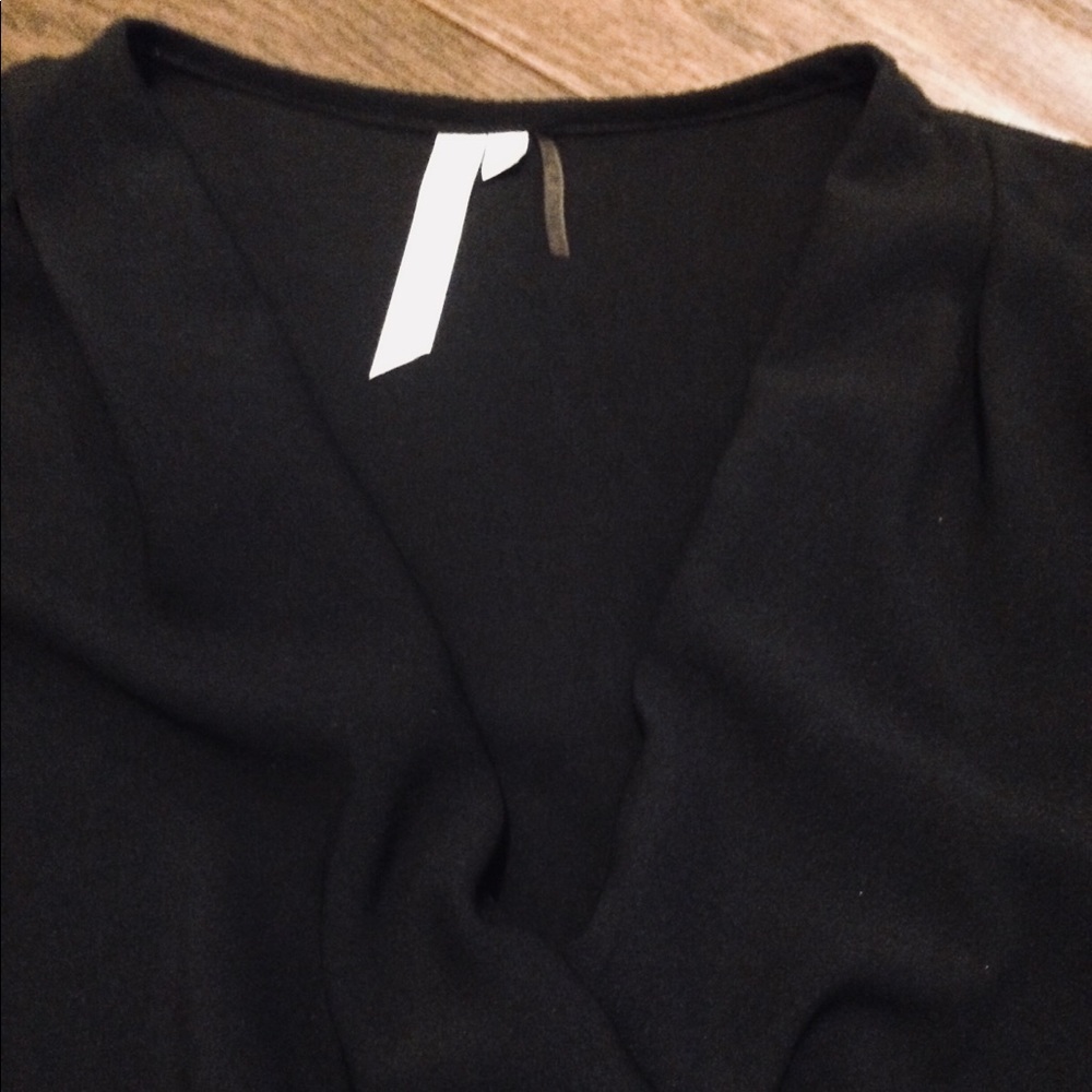 Blouse - Picture 3 of 4